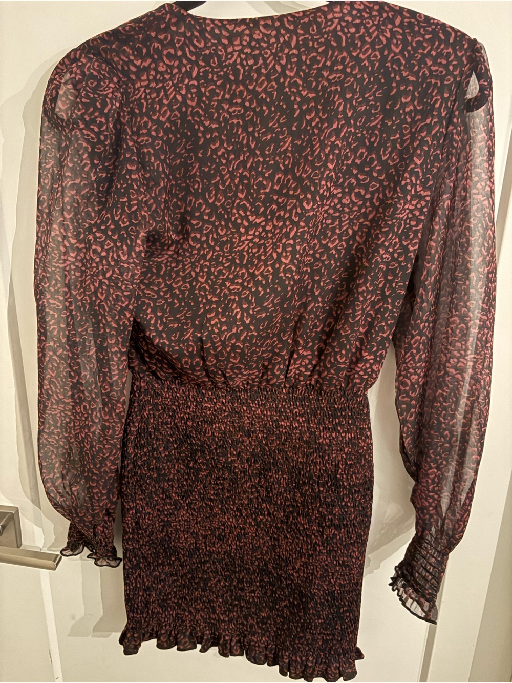 BLACK & RUST PRINT SMOCKED MINI DRESS - Picture 5 of 5